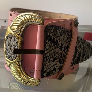 BlushCON Wide Leather Belt